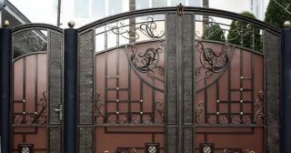 Купить услугу замер ворот Холмск, цена от 572 рублей
